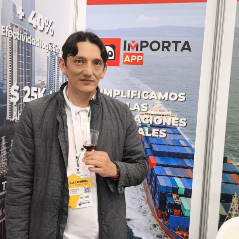 Importadores desde China y Europa a Ecuador, Colombia y Perú